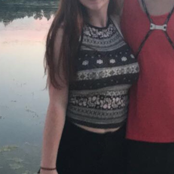 ✨SOLD✨American Eagle halter top - Picture 12 of 13